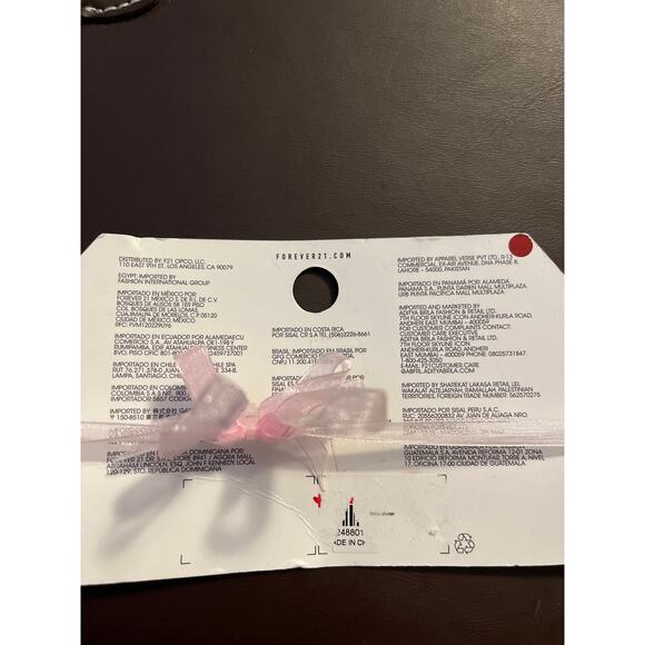 NWT Forever 21 delicate gold star and pink ribbon choker - Picture 3 of 3